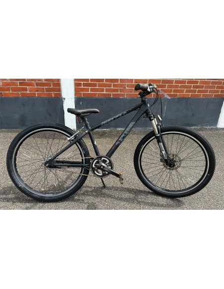 Begagnad Crescent Ire 7-v 26 tum svart unisex cykel