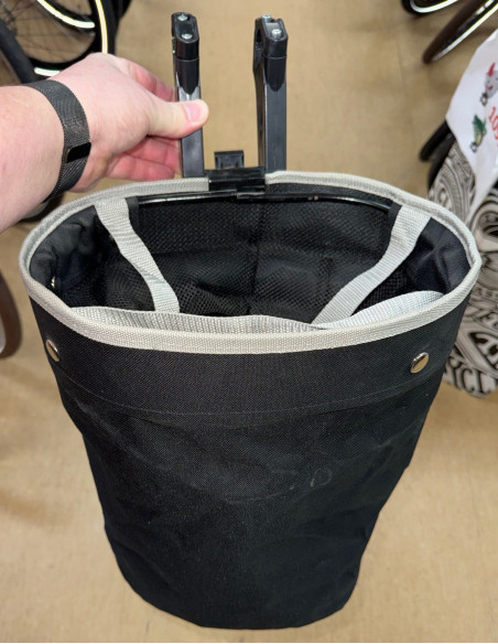 Styrväska svart utan lock vattenavvisande