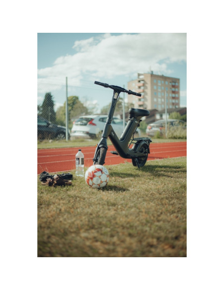 Elscooter elo bike svart 20km/h