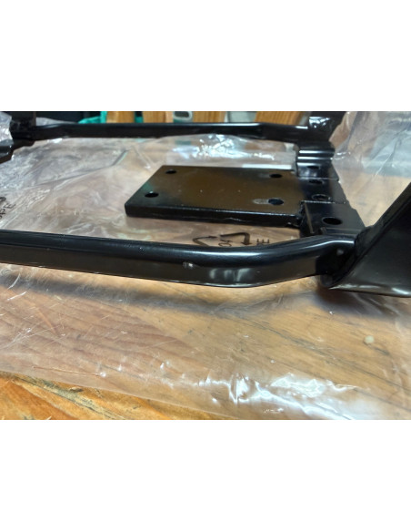 Pakethållare ovandel demo för sr20 batteri med avs plus svart