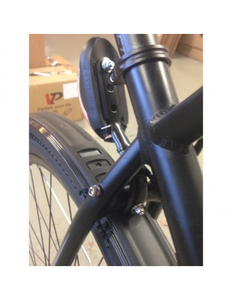 Fäste för baklampa och reflex