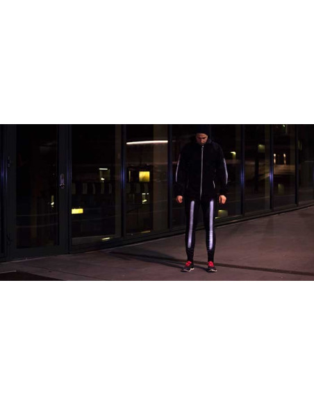 Invisible bright reflective spray albedo100