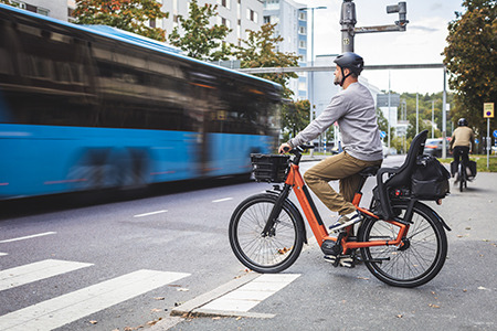 Trafikregler och vägmärken för cyklister